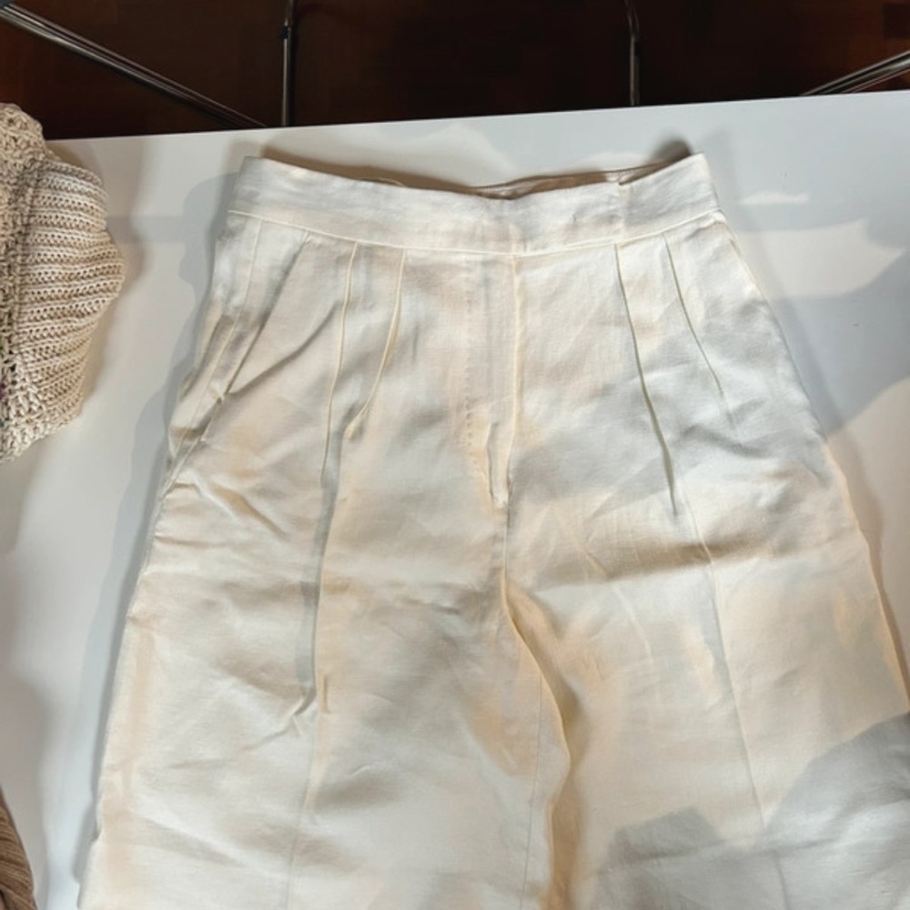 Elegant Cream High-Waisted Bermuda Pants